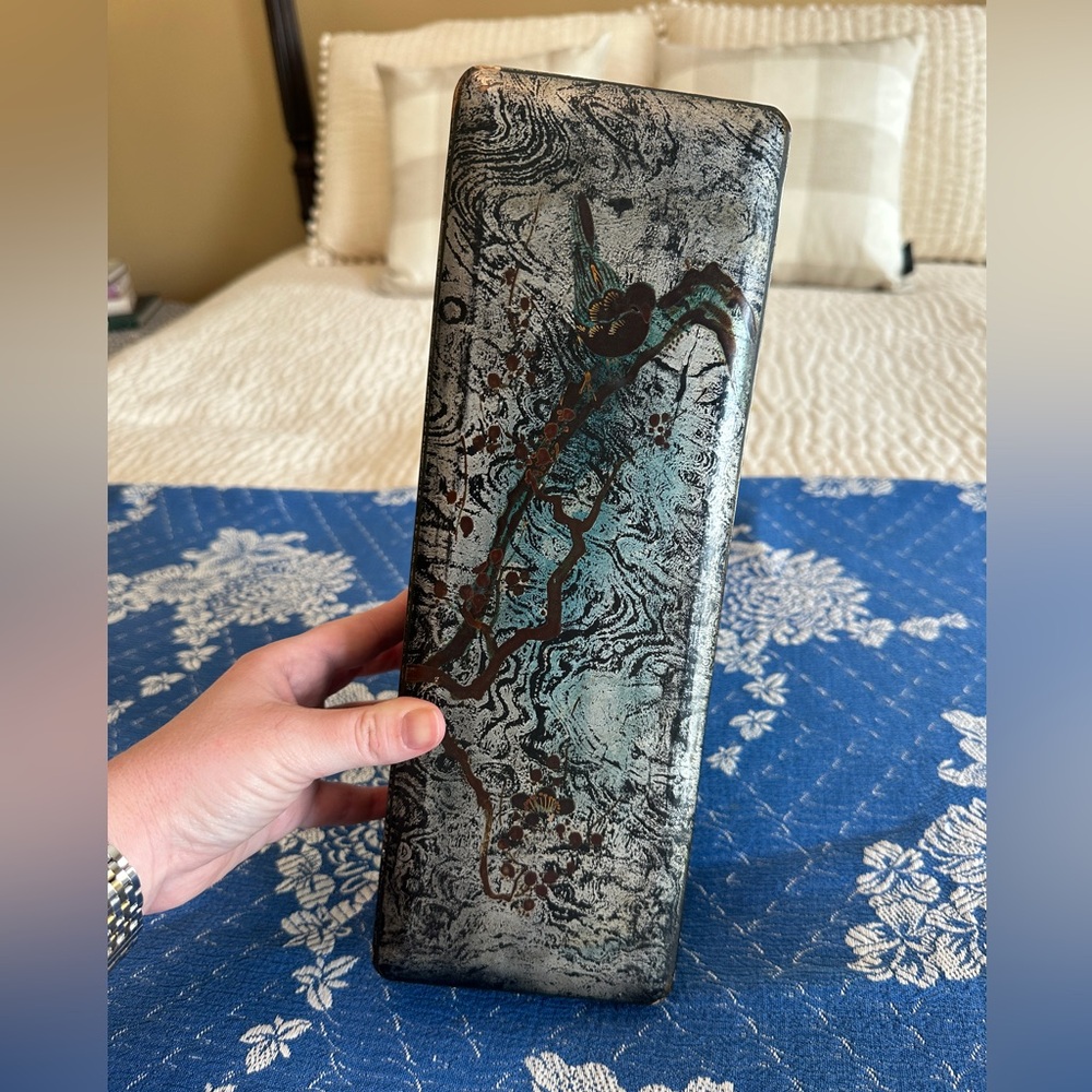 Vintage Black Lacquered Decorative Box with Bronze Marbling - Picture 2 of 5